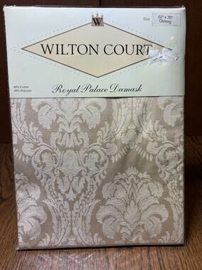 Wilton Court Tablecloth 52 x 70 Royal Palace Damask Champagne Vintage NEW